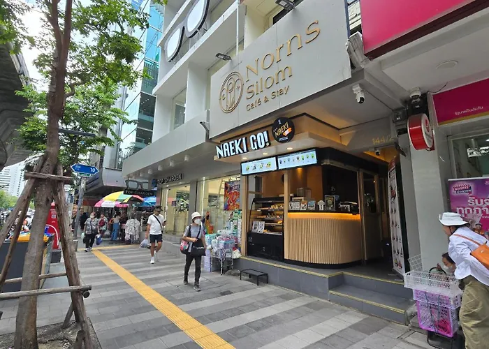 Norns Silom Cafe & Maison d'hôtes 3*